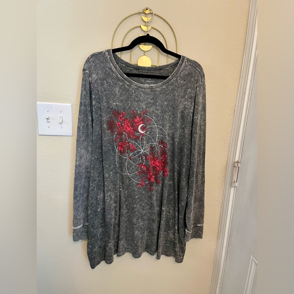 5X Torrid Gray Long Sleeve Graphic Tee
